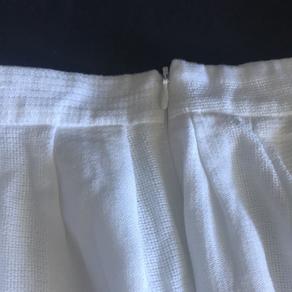 White Linen Zara Skirt - Picture 3 of 4